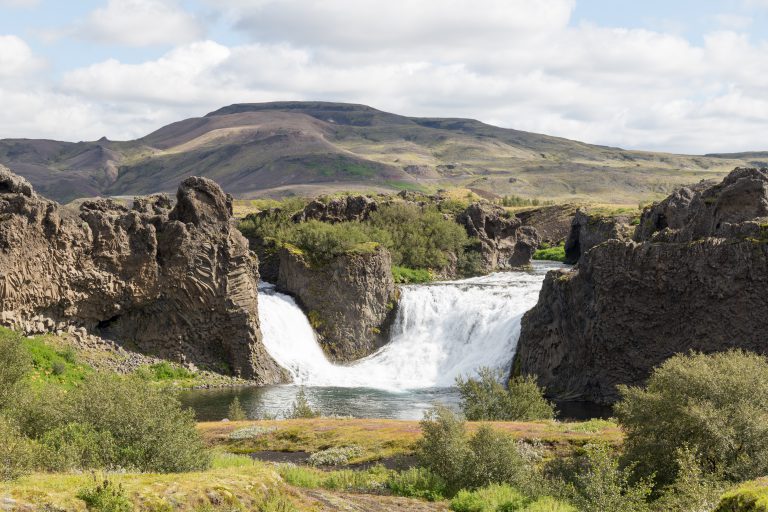 Hjálparfoss