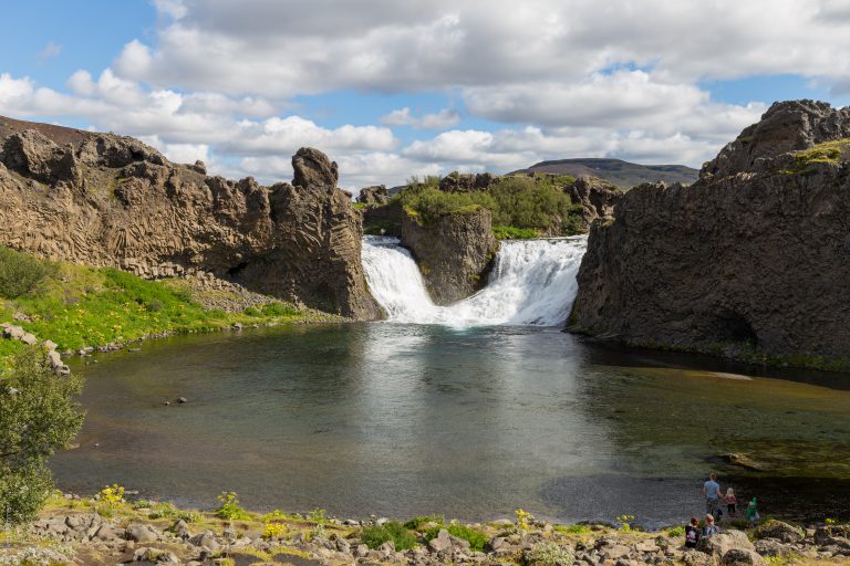 Hjálparfoss