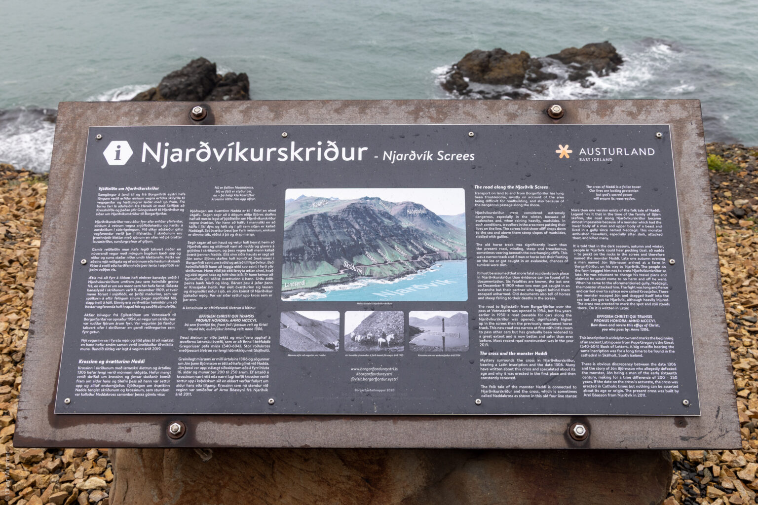 Njarðvíkurskriður ● ©2025